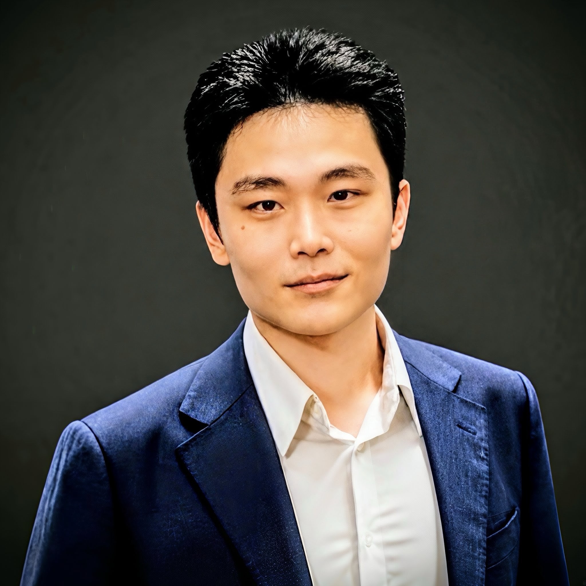 Yannis Yuan